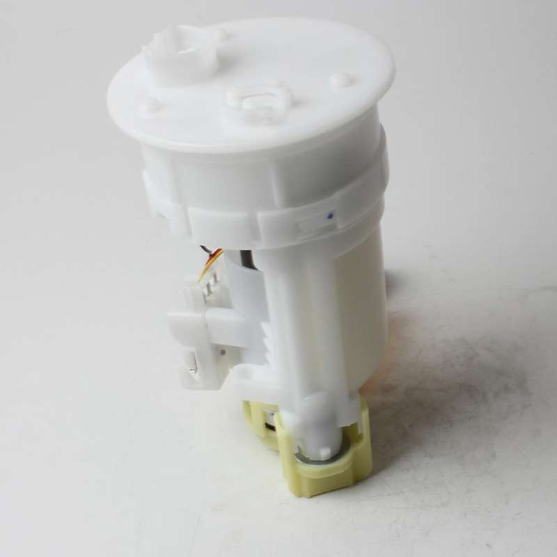 Fuel Pump Assembly 77020-24030 77027-12010 7702024030 7702712010 for (5th Generation) 02-07