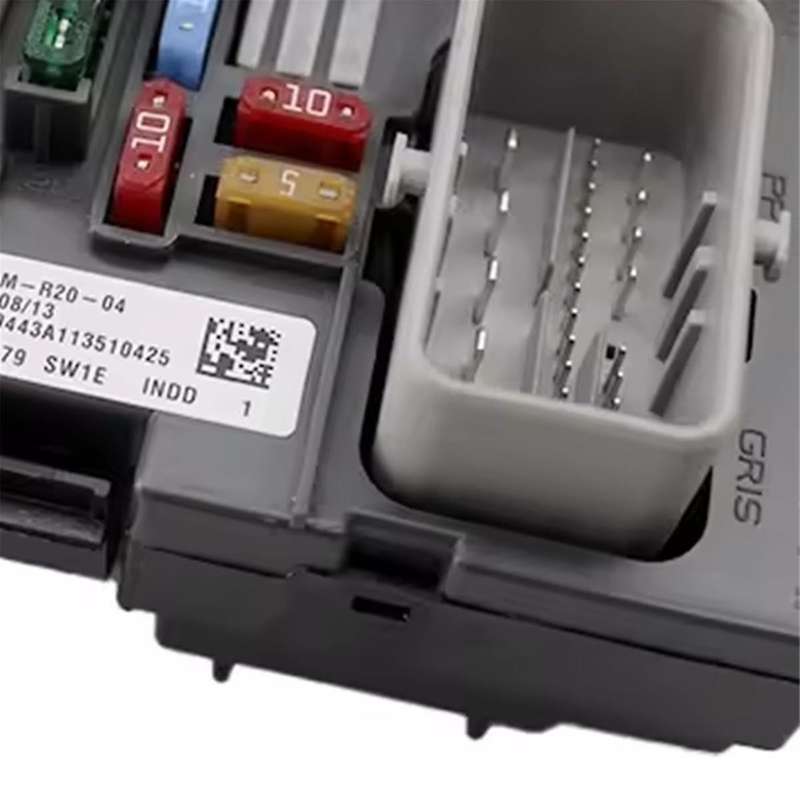 Fuse Box Assembly for Berlingo Partner 408 607 Expert Jumy 9807028780 9664706180 9675878280