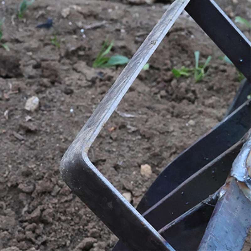 Gardening Pitchfork, Metal Large Fork Gardening Tool with 4 Gardening Claws for Compost, Horses, Hay