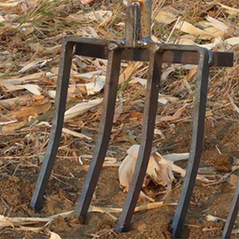 Gardening Pitchfork, Metal Large Fork Gardening Tool with 4 Gardening Claws for Compost, Horses, Hay
