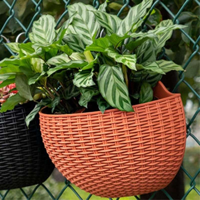 Gray Wall Flower Pots Wall-Mounted Flower Pots Semi-Circular Fence Flower Pots with Drainage Hooks