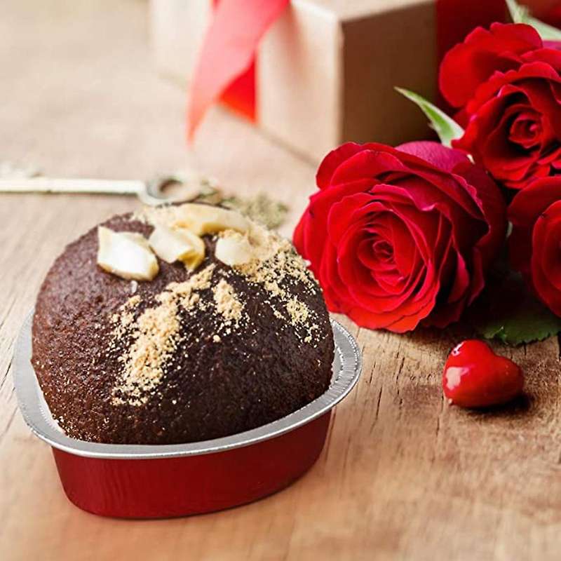 Heart-Shaped Cake Pan with Aluminum Foil Disposable Heart-Shaped Cake Pan Suitable for Valentine's D