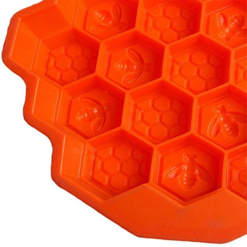 Honeycomb Silicone Soap Mold 19-hole Baking Cake Mold Bakeware for Family Or Friends Party (rose Red