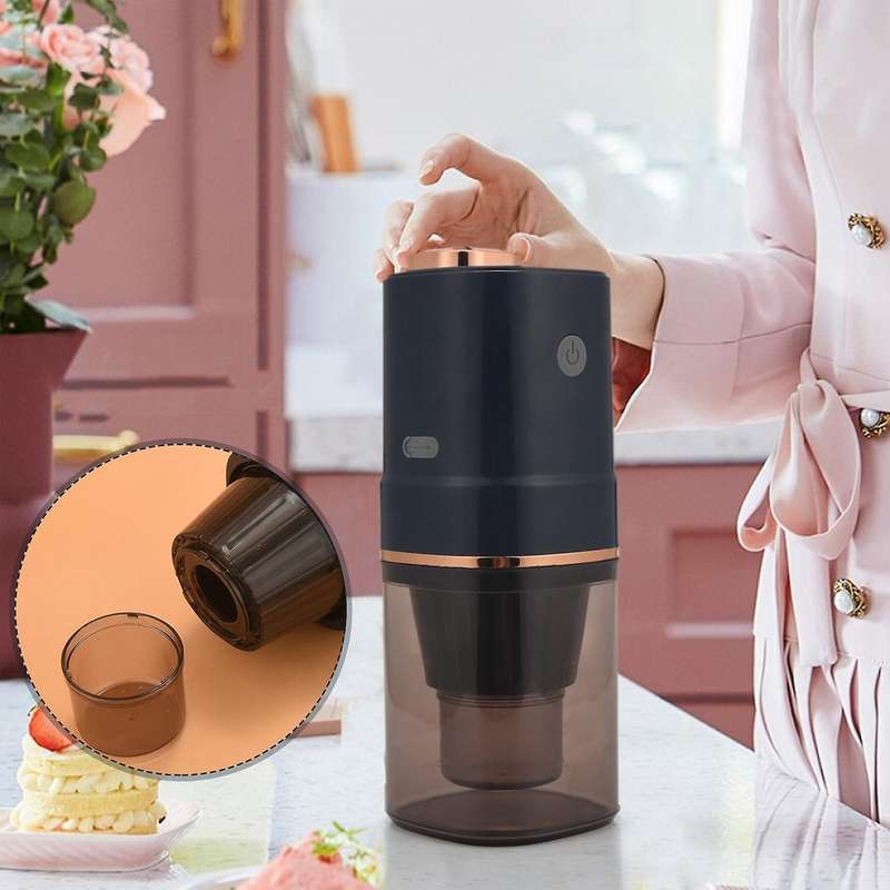 Household Juicer, A Small Rechargeable Juicer without Filtering and Automatic Slag Separation,blue