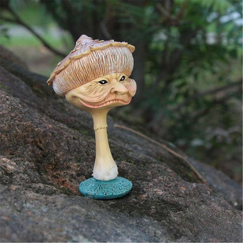 Human Face Mushroom Sculpture Resin Crafts Ornaments Garden Statue Figure Ornaments