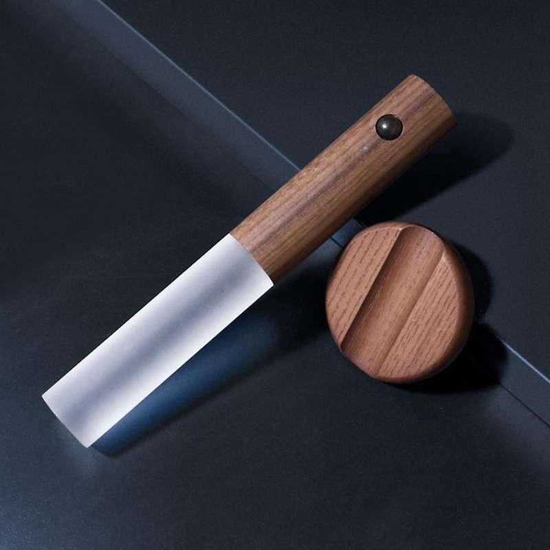Intelligent Auto PIR Motion Sensor LED Rechargeable Magnetic Night Light Wood Wall Light Kitchen Cab