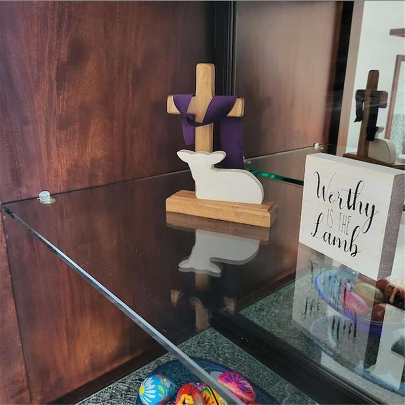 Lamb Wooden Easter Display Easter Display Lamb Christian Easter Decoration(Small)