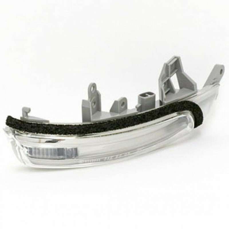 Left 81740-30130 & Right 81730-30140 Rearview Turn Signal Lamp LED Light for WISH/PRIUS//MARK X/CROW