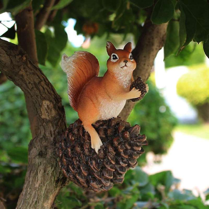 Simulated Squirrel Tree Hanging Creative Mini Landscape Pinecone