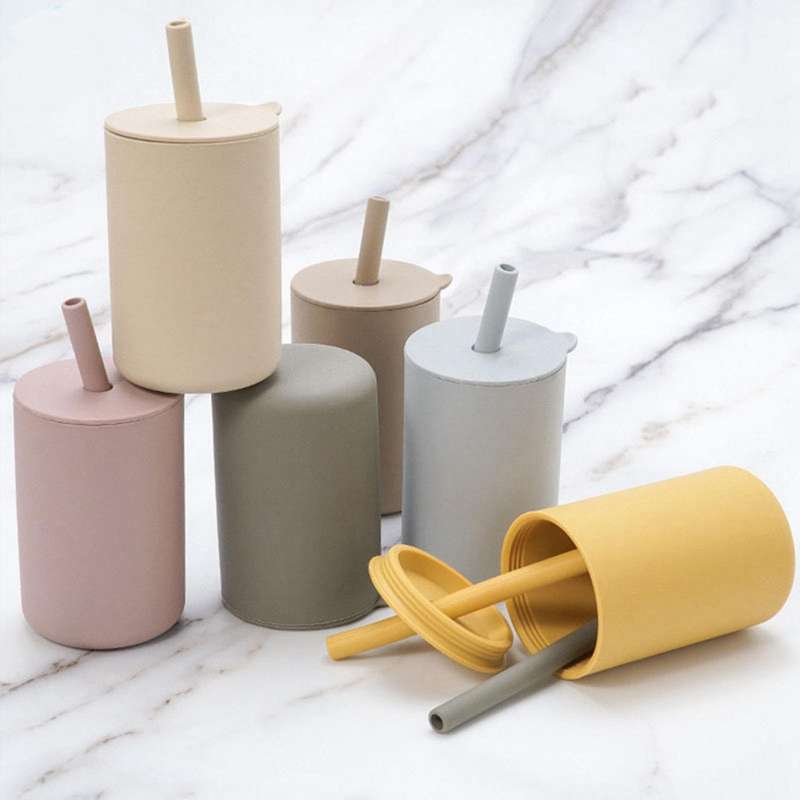 2x Toddler Cup Kids Silicone Training Cup with Straw (brown)