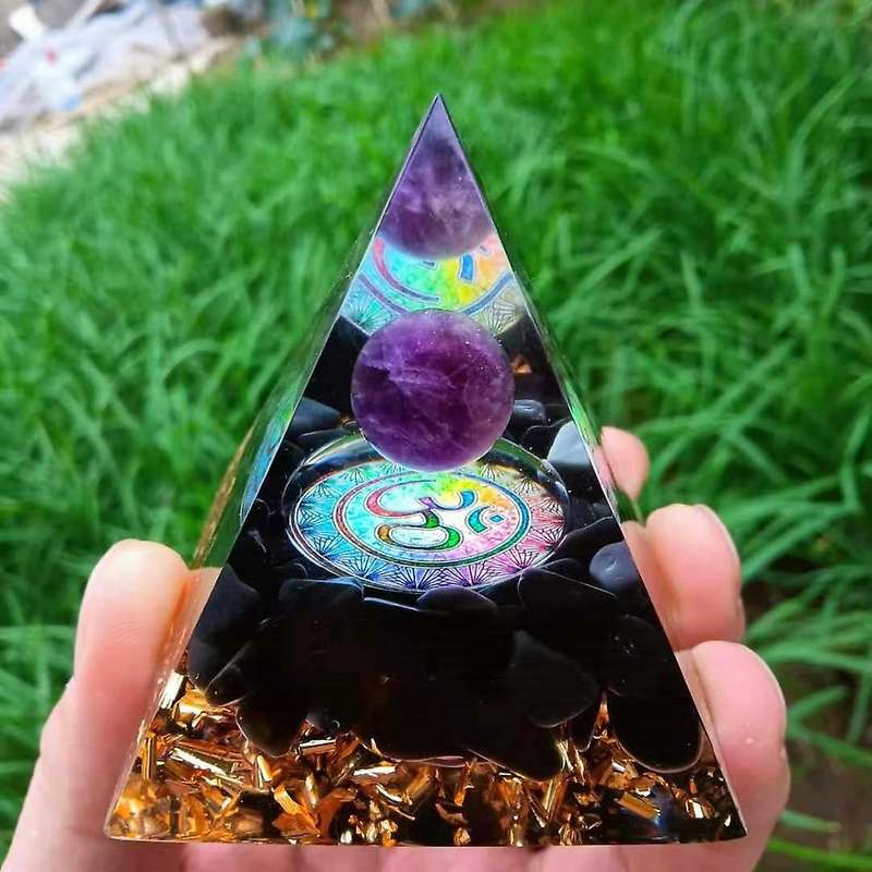 Orgonite Pyramid Mold Amethyst Peridot Healing Crystal Home Decor
