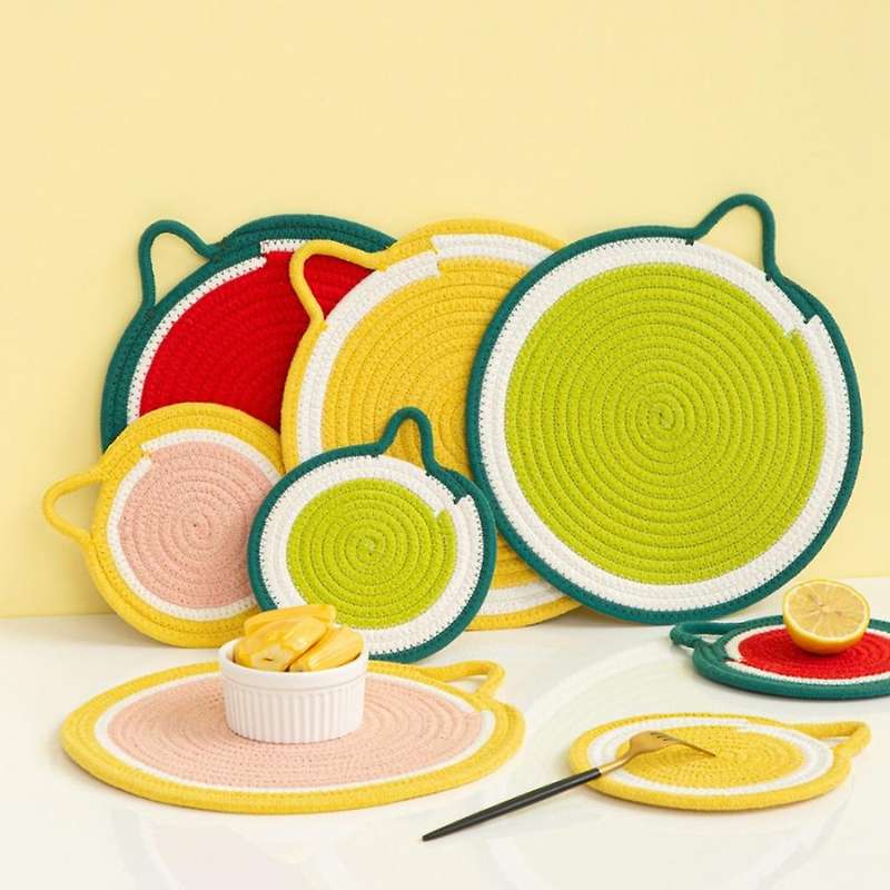 2pcs Round Placemats, Fruit-shaped Insulation Mats, Table(yellow)