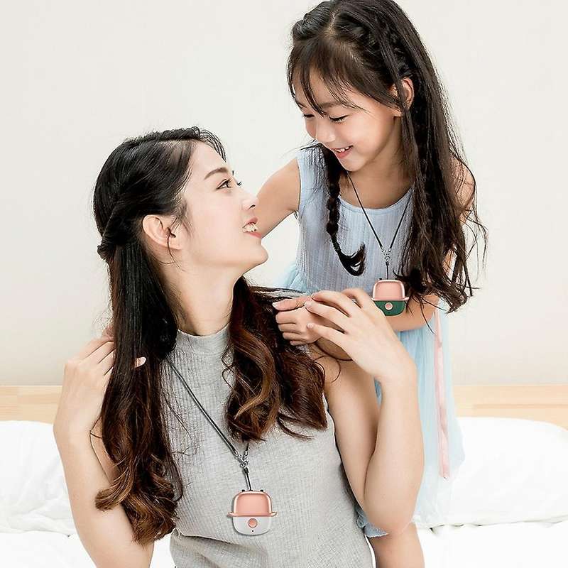 Negative Ion Air Purifier Hanging Neck Air Purifier for Family Green