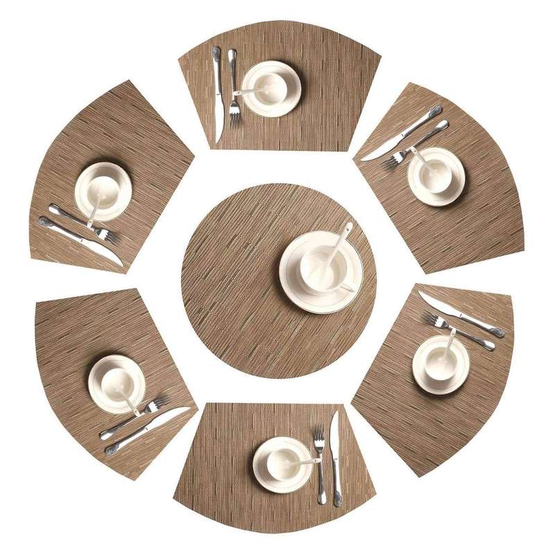 Set Of 7 Woven Vinyl Wedge Placemats with Centerpiece Round Table Mat