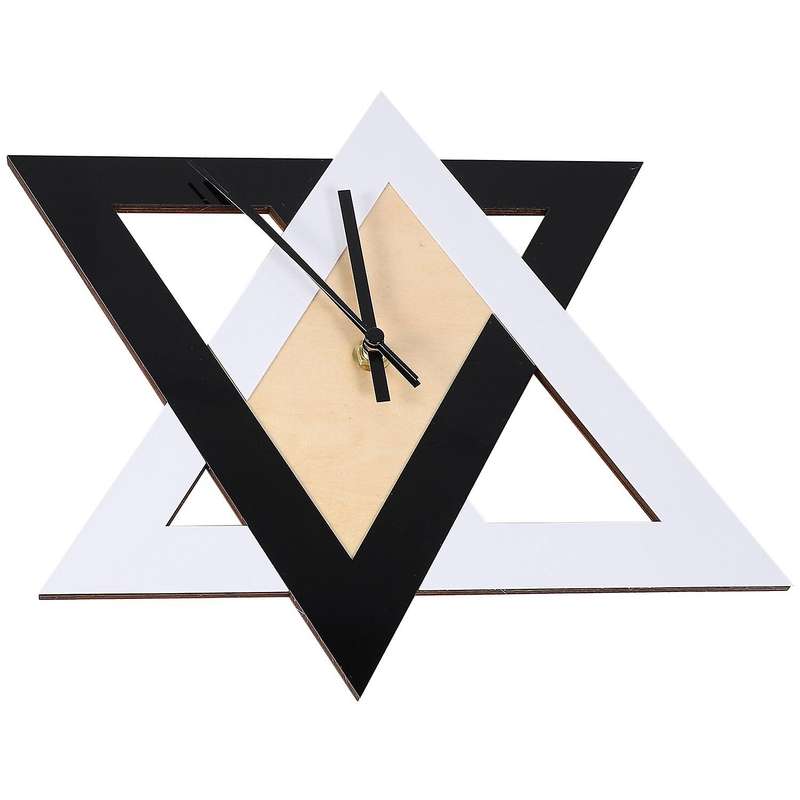 Nordic Personality Black and White Wall Clock Mute Decorative Clock