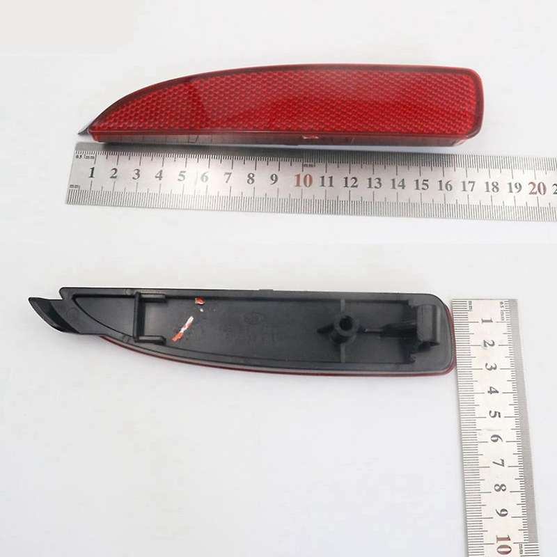 1 Pair Rear Bumper Light Side Lamp Marker Reflector for Mazda 3 5 6