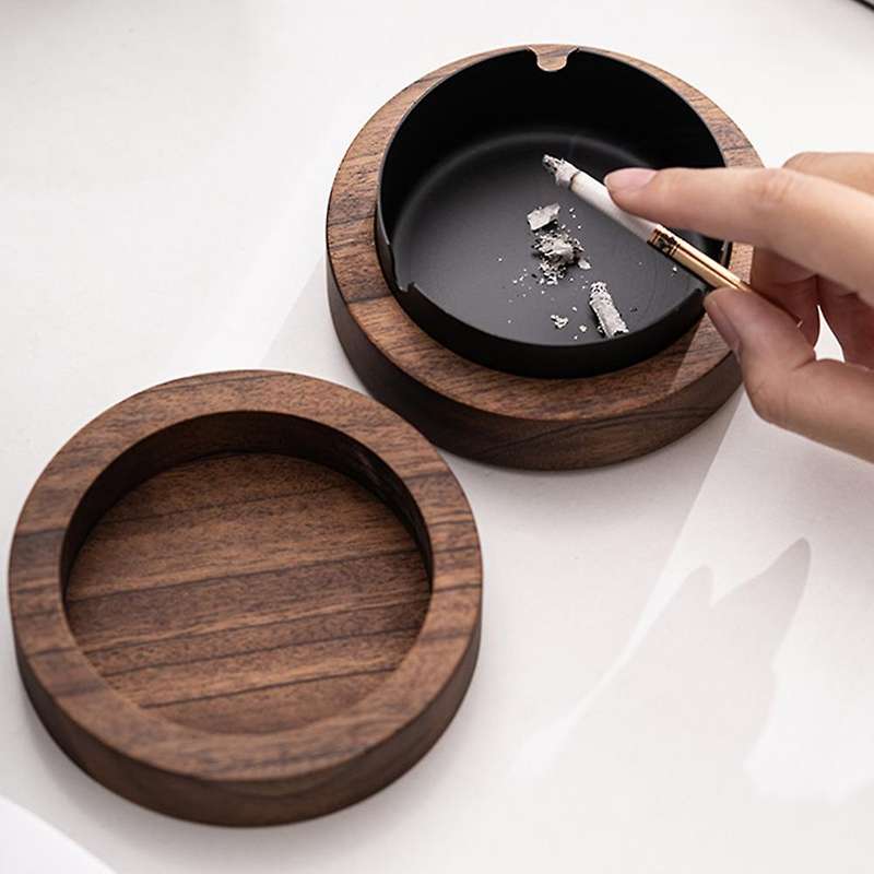 Walnut Ashtray with Lids Windproof Wooden Ashtray(black)