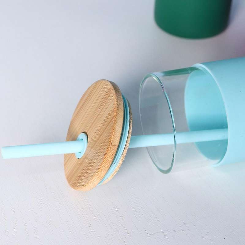 Straw Cup with Bamboo Cover High Borosilicate Glass Cup Rose Red