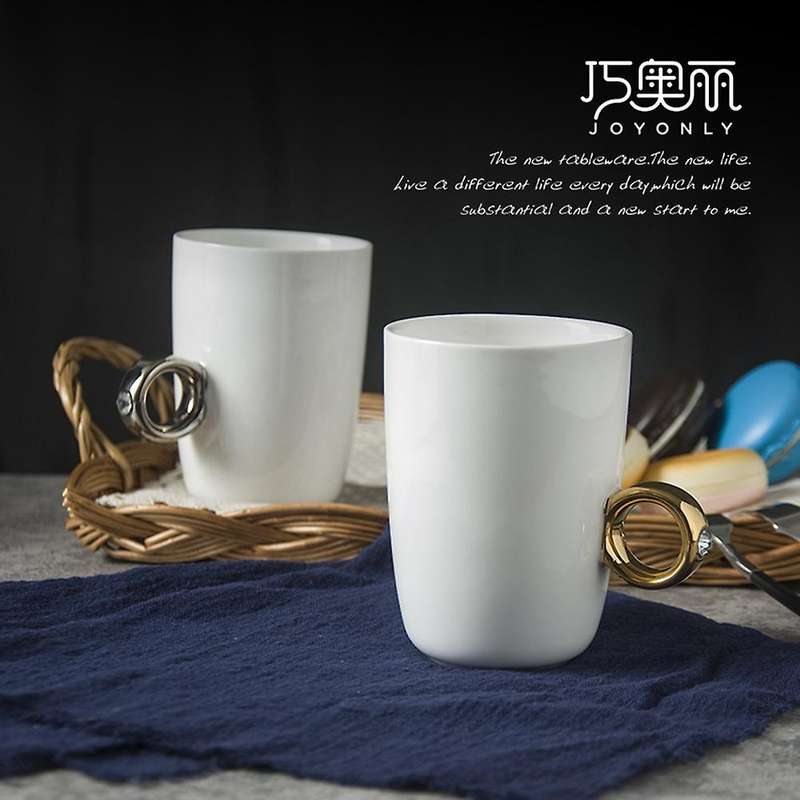 Joyonly Creative Wedding Gift Couple Cartoon Elegant(silver Handle)