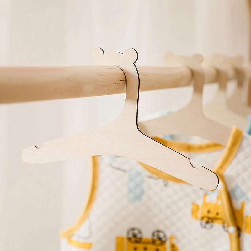 20pcs Baby Wooden Clothes Hanger Baby Creative Hanger Rack
