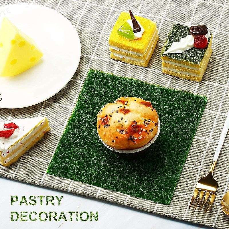 15 Pieces Of Artificial Grass Garden Lawn Miniature Decoration