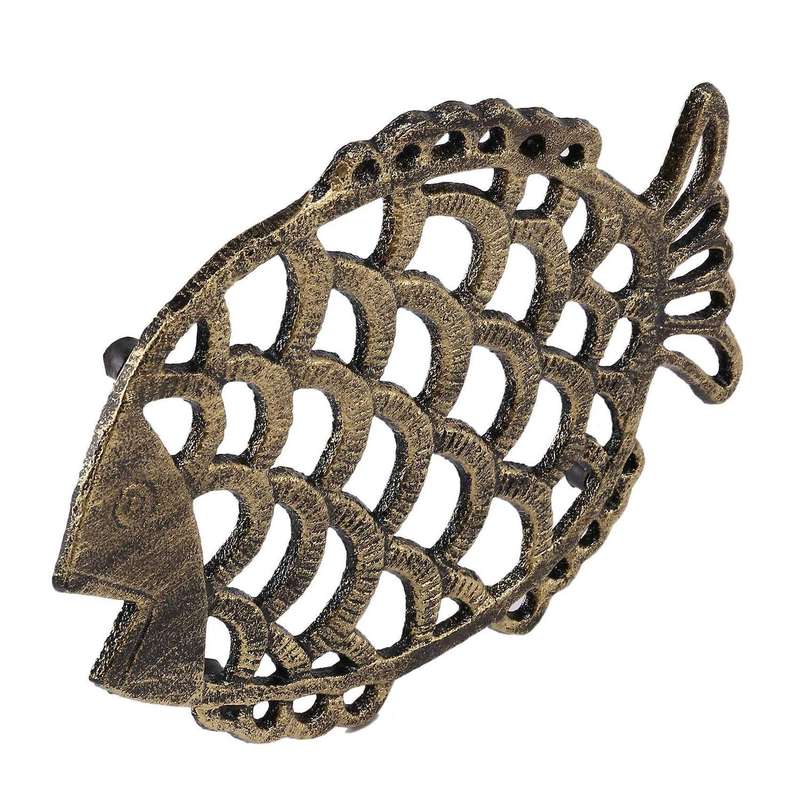 Cast Iron Fish Trivet, 7.5x6inch Decorative Pattern for Cookware