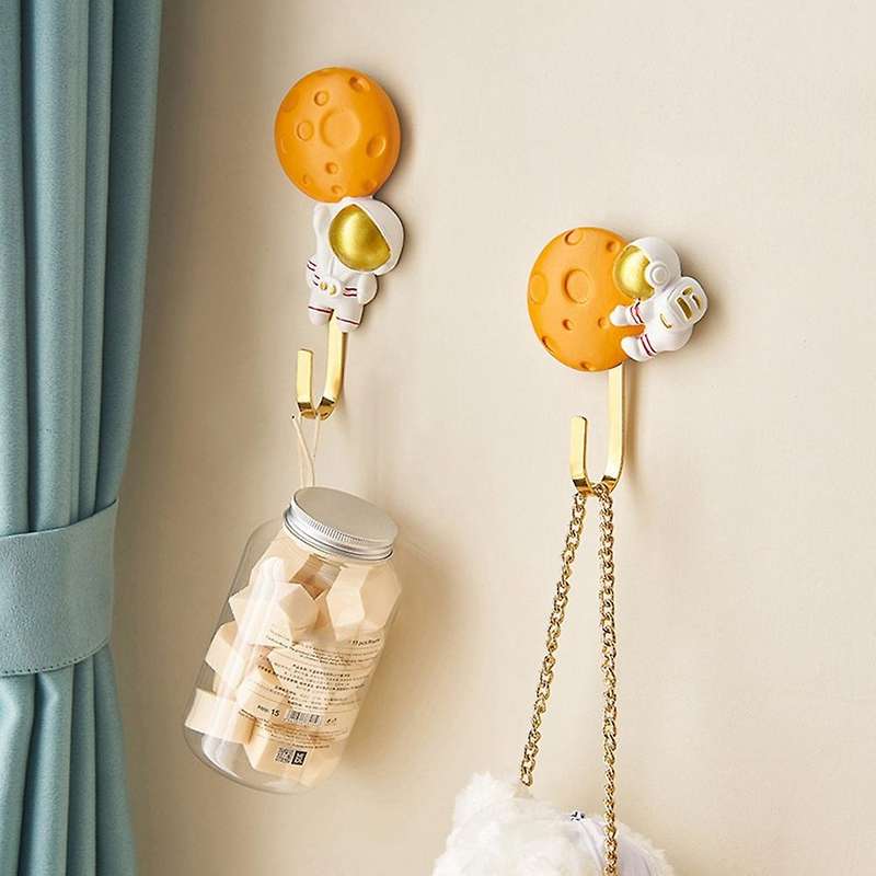 Cartoon Resin Astronaut Figurines Metal Wall Hooks Modern Home B