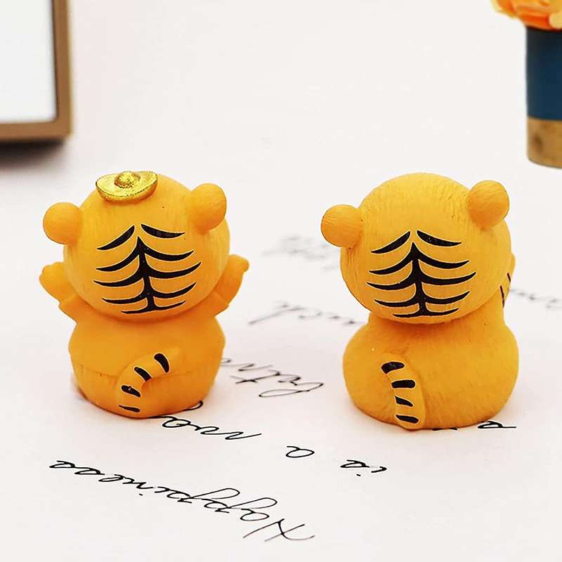 6-piece Set 2022 Miniature Tiger Figurine Resin Zodiac Tiger Ornament
