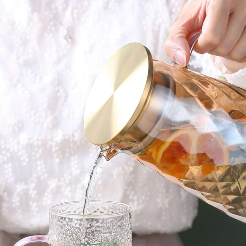 54oz Glass Pitcher with Lid Iced Tea Pitcher Water Jug Hot Cold Water Ice Tea Wine Coffee Milk And