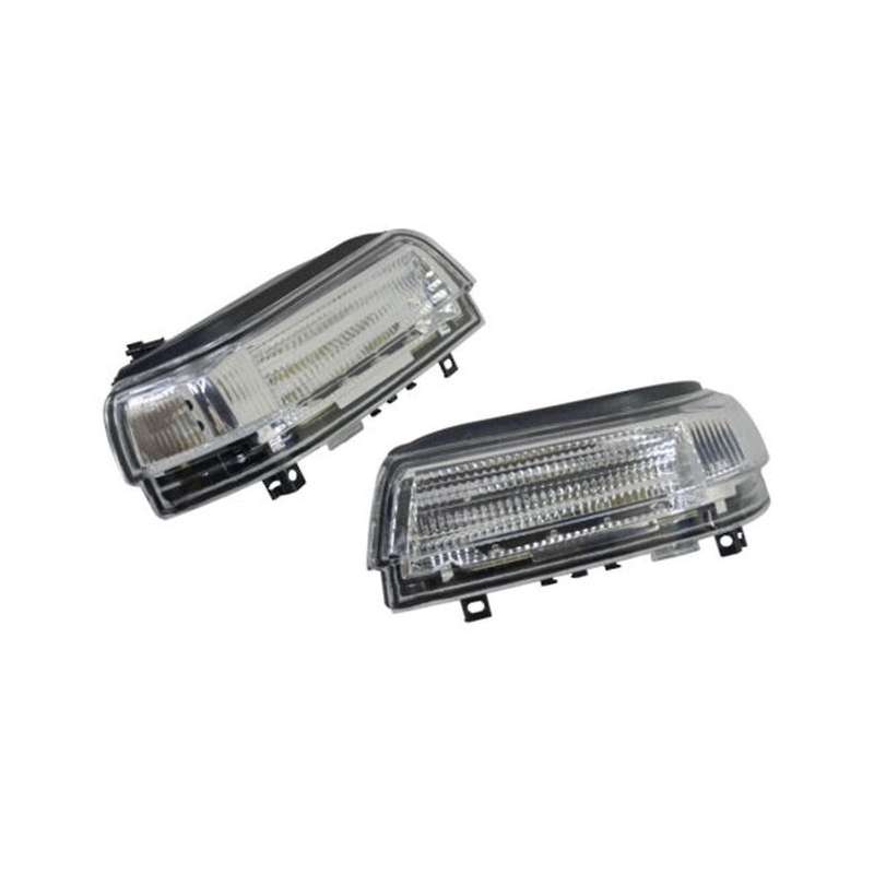 8351a029 8351a030 Led Running Turn Signal Light Side Marker Light Automobile for V77 V93 V97 2006-2