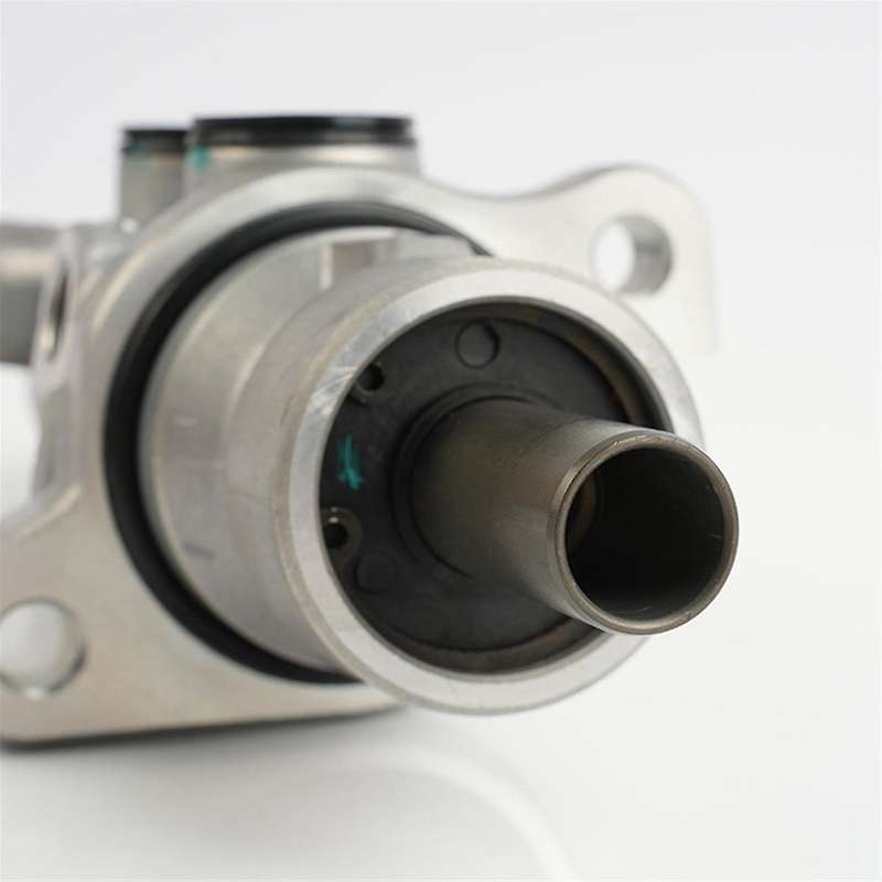 93743542 Brake Master Cylinder for Captiva C100,c140 2006 2007-2021 2.0l 2.4l for Opel 4817790 J3100