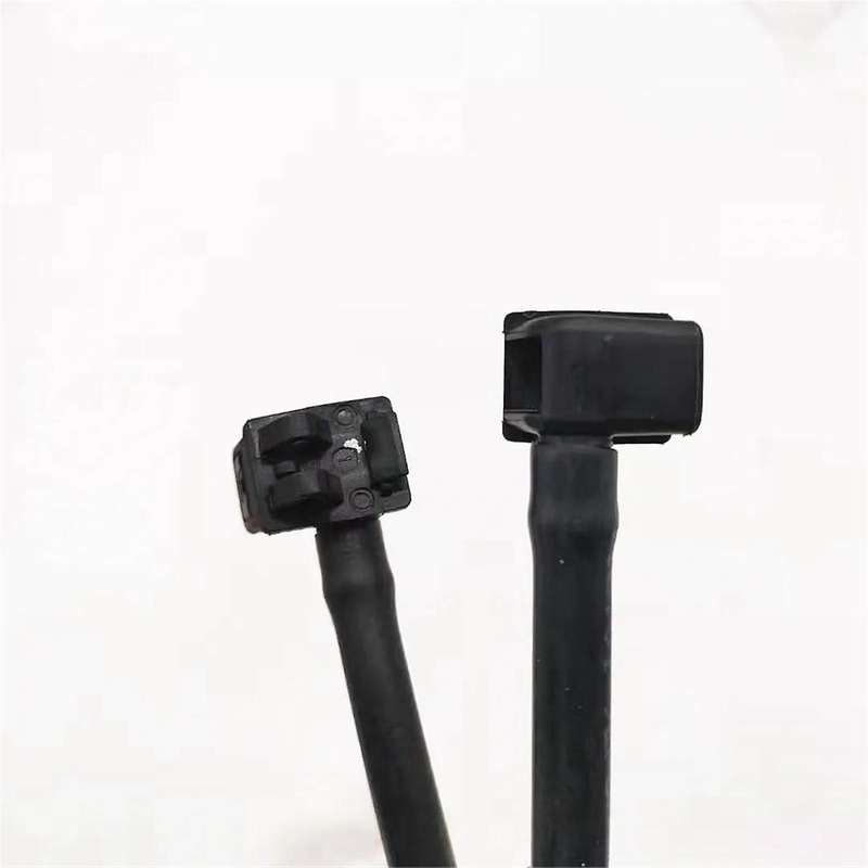9673401080 6438ET Car Engine Hood Front Windscreen Wiper Nozzle for 508 Windshield Washer Cleaner Tu