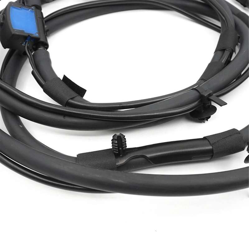 A1768601392 A1768600192 Windshield Nozzle Hose with Heated for W176 C117 W117 Washer Nozzle Assembly