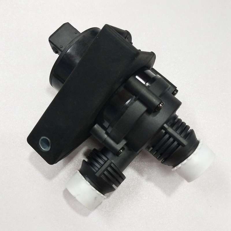 Additional Water Pump Heater System Fits for - X5 E67 E66 E65 E61 E60 E53 E39 E38 1995-2010 64116922