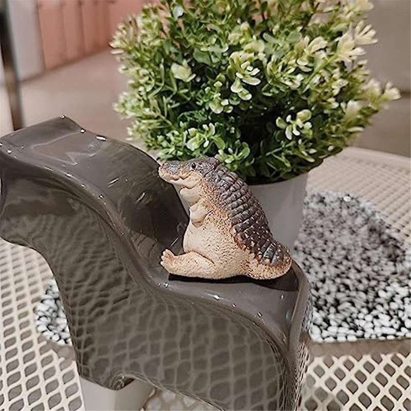 Alligator Baby Statue Ornament,Garden Animals Figurine, Animal Sculpture for Cute Mini Indoor Home D