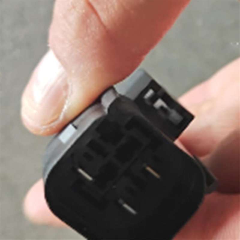AP03 Car Radiator Fan Control Module 17117525508 for E46 316i 318i 17117561757 17117510617 113732808