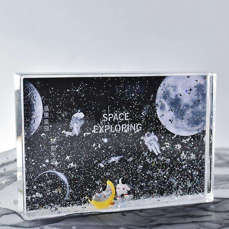 Astronaut Spaceman Desktop Photo Holder Quicksand Liquid Photo Frame with Snow Floating Glitter Fami
