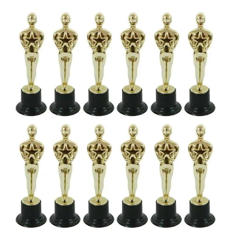 At the Award Ceremony, 12 Statuette Molds Were Used to Award Exquisite Trophies to the Winners