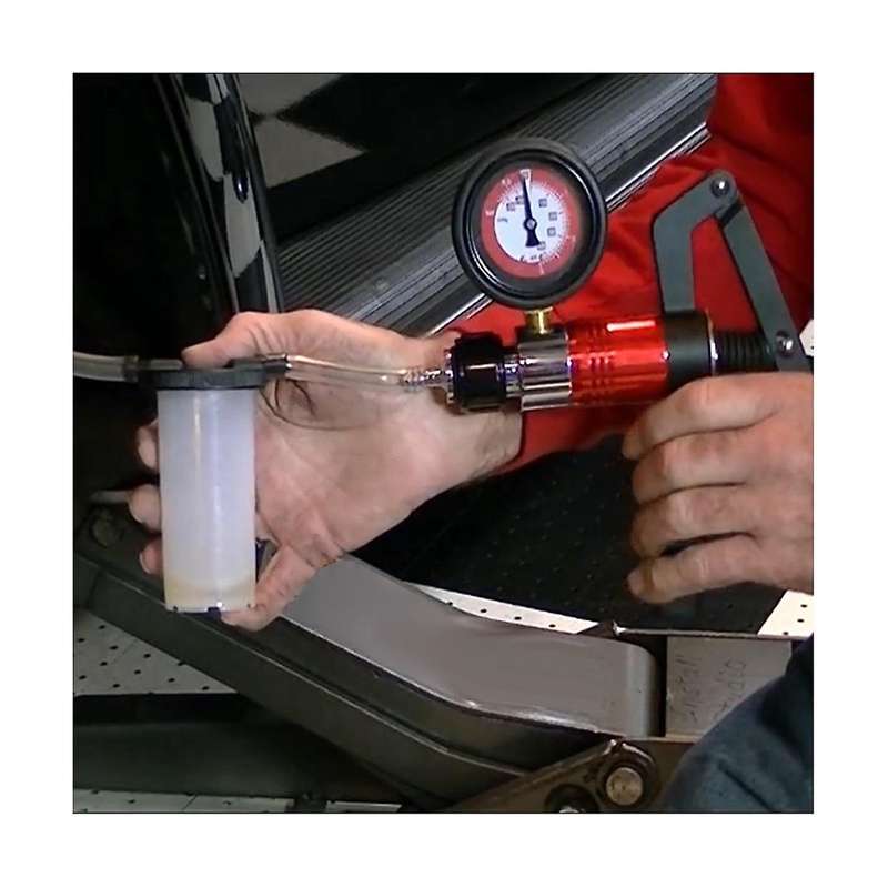 Auto Diagnostic-tool Car Auto Handheld Vacuum Pump Brake Bleeder Adaptor Fluid Reservoir Oil Tester