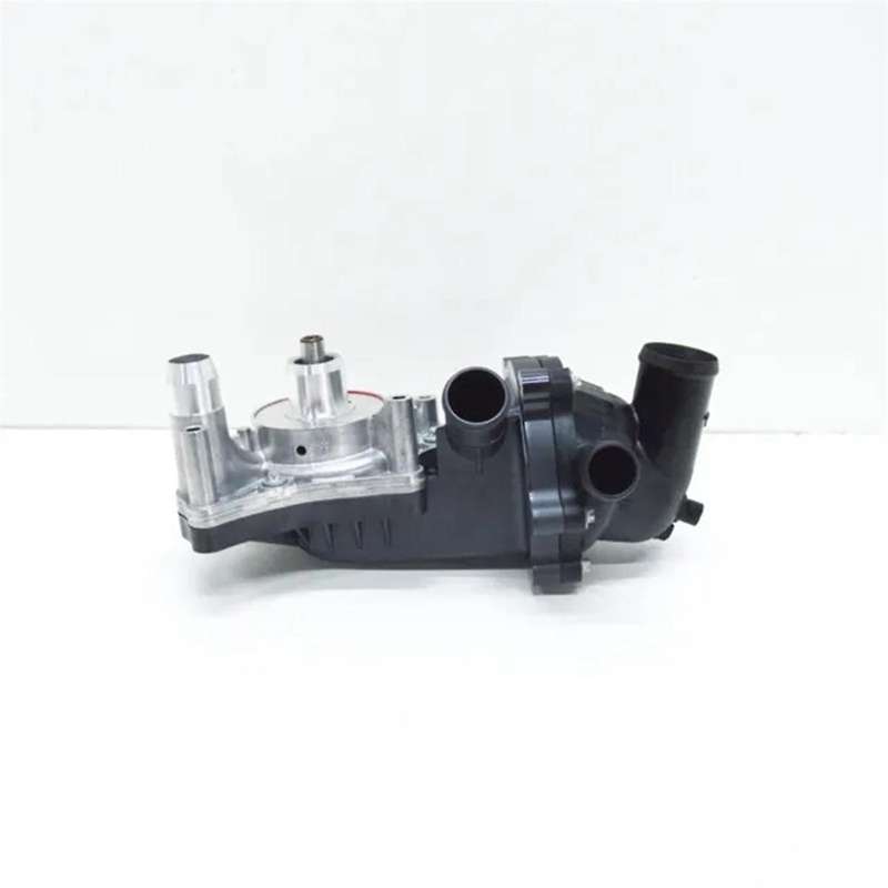 Auto Engine Water Pump Assembly for A6 A8 079121010D Parts