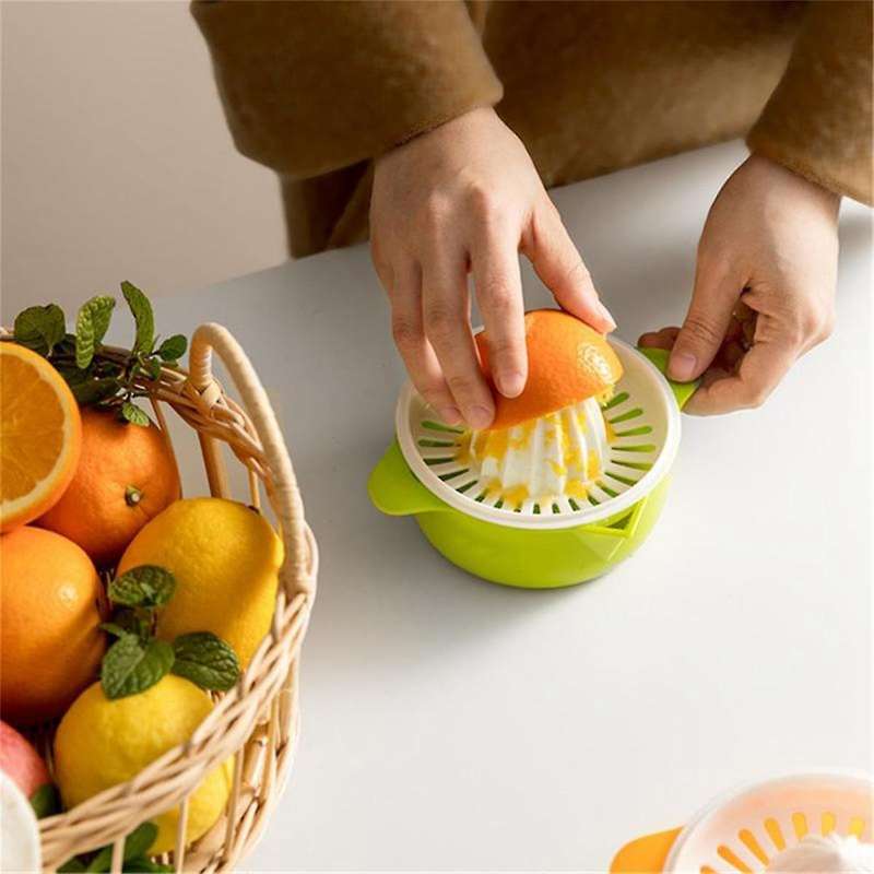Manual Portable Citrus Juicer Kitchen Tool Plastic Orange Lemon Squeezer Multifunction Fruit Juicer