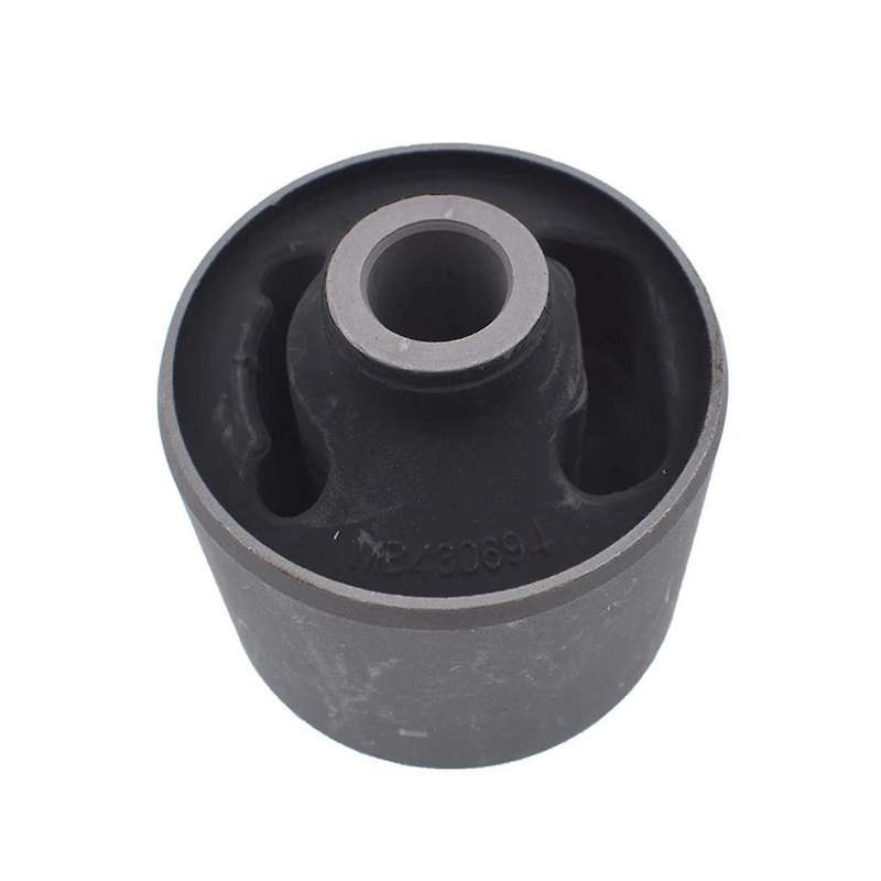 MB430694 Front Differential Mount Insulator for 2 MK2 V20 V30 V40 Montero Sport 1 L200 Triton
