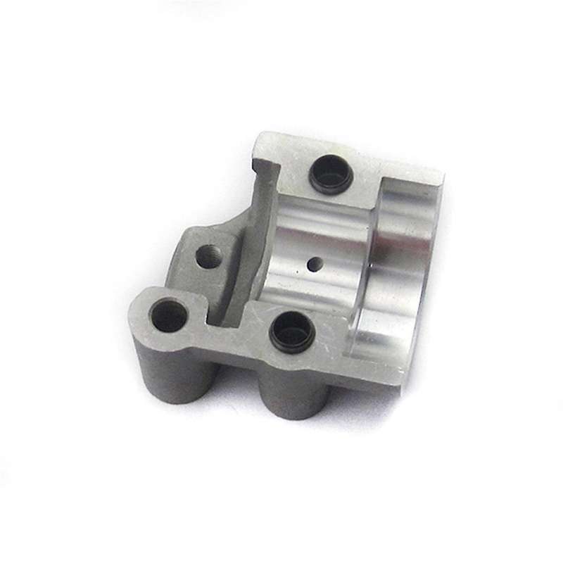 Md665541 Md075404 Engine Camshaft Cover for Montero Ii V44 Sport I K94 L200 K74t 4d56 L300 P05 P15