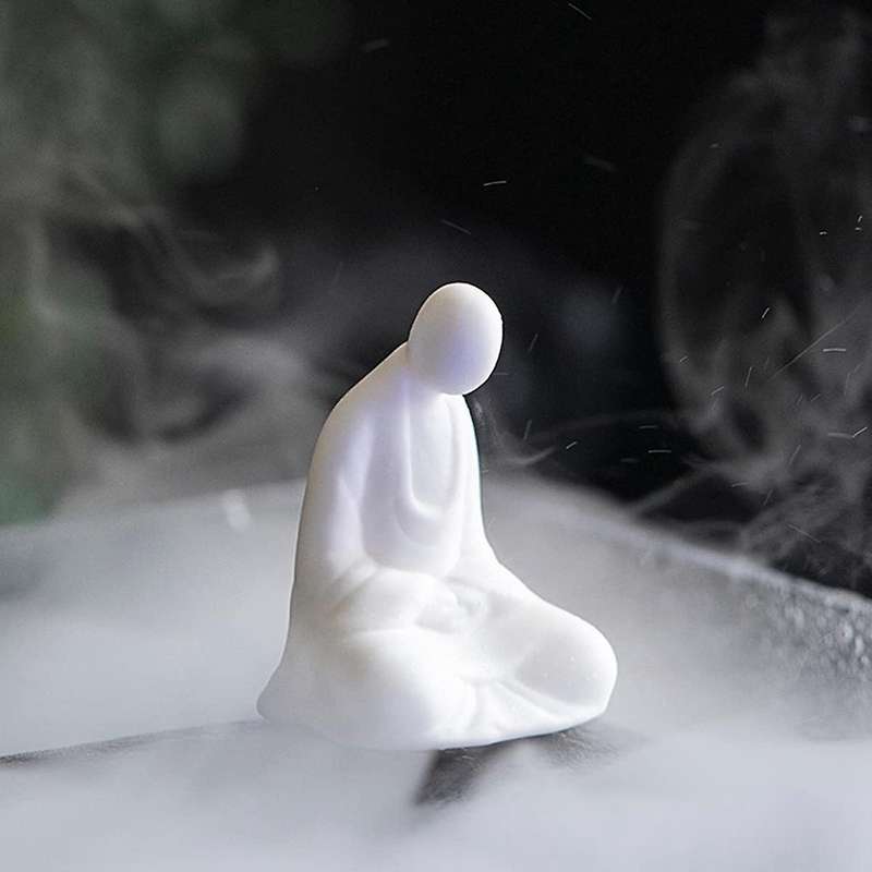 Mini White Ceramic Buddha Statue Meditating Buddha Statue Style Home Decoration Miniature Landscape
