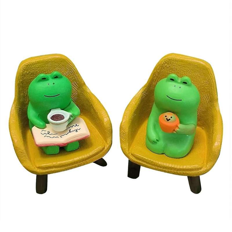 Miniature Frog Figurines Decor, Funny Resin Frog Statue for Home Decor, Party Decor, Office, Desk, B