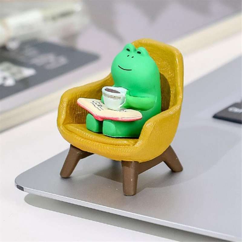 Miniature Frog Figurines Decor, Funny Resin Frog Statue for Home Decor, Party Decor, Office, Desk, B