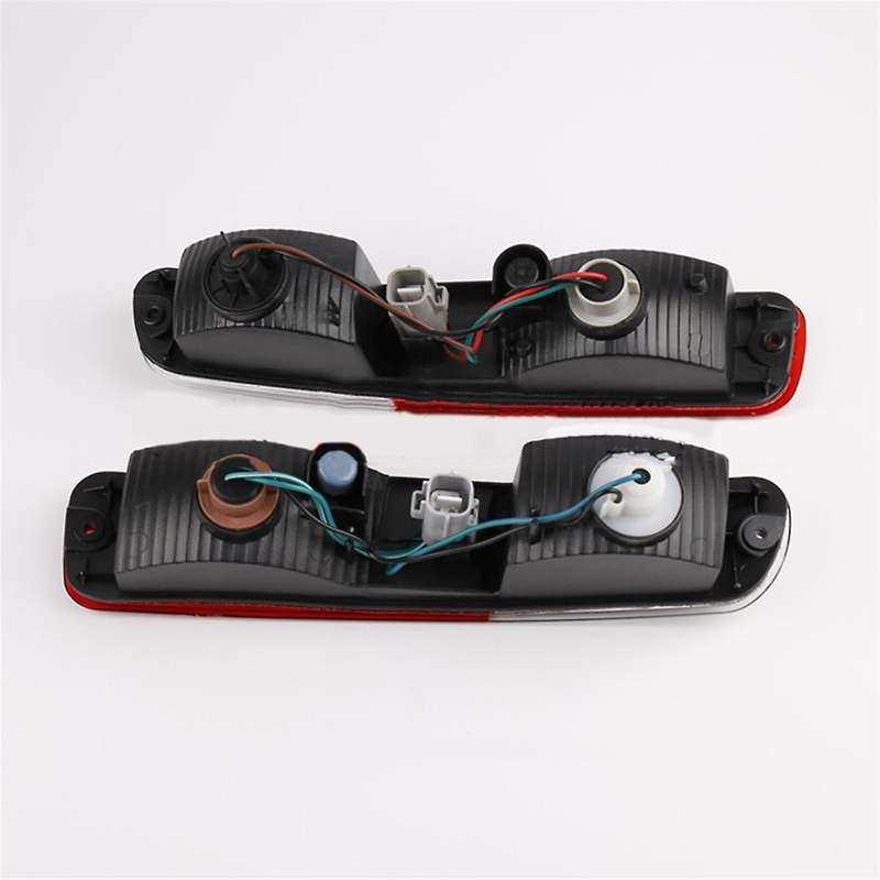 MN117951 Rear Bumper Reflector Light for Jajero Montero V73 V77 2002-2006 MN117952