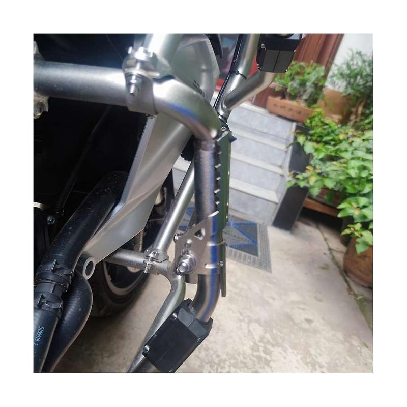 Motorcycle Front Driver Highway Footrest Folding Footpeg 22-25mm for Crf1000l Africa Twin for (blac