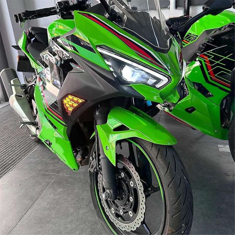 Motorcycle LED Turn Signal Light Flasher for ZX25R ZX4R NINJA 650 400 300 250 1000 ZX6R Z1000SX ER6