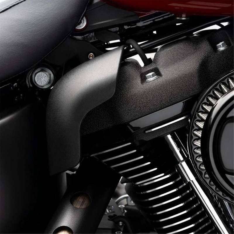Motorcycle Mid-frame Air Deflector Under Seat Engine for Softail Breakout Street Fat Low Fxbr